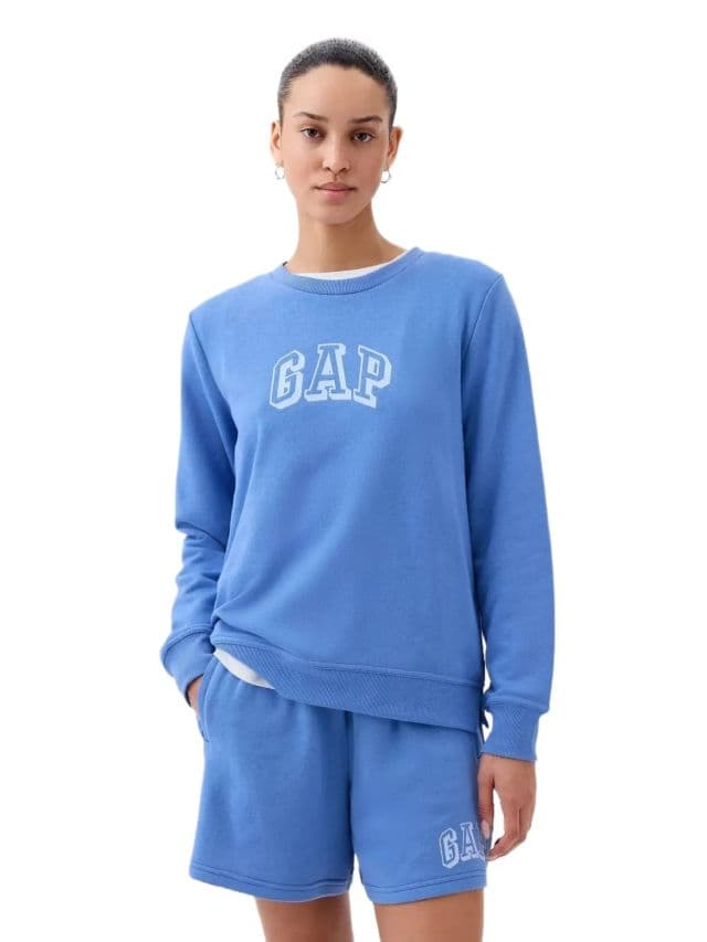 https://res.cloudinary.com/dtaiqpn0c/f_auto,c_limit,w_640,q_80/0770532_gap-womens-pull-on-logo-crew-sweatshirt-small-tall-cabana-blue.webp