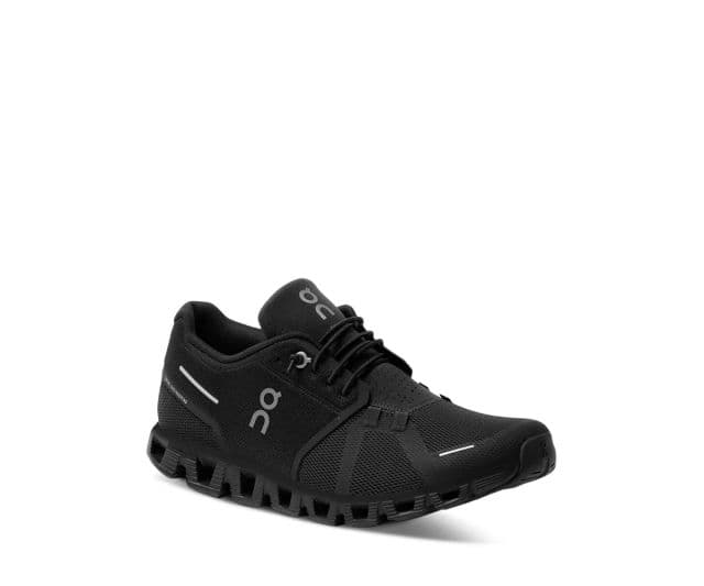 https://res.cloudinary.com/dtaiqpn0c/f_auto,c_limit,w_640,q_80/1133492_on-mens-cloud-5-low-top-sneakers.webp