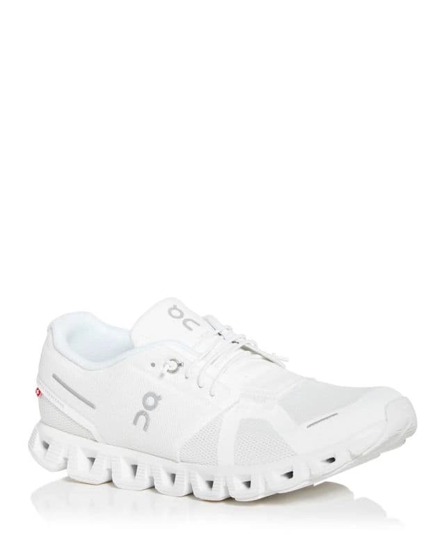 https://res.cloudinary.com/dtaiqpn0c/f_auto,c_limit,w_640,q_80/1133512_on-mens-cloud-5-low-top-sneakers.webp