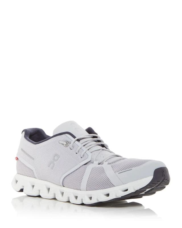 https://res.cloudinary.com/dtaiqpn0c/f_auto,c_limit,w_640,q_80/1133541_on-mens-cloud-5-low-top-sneakers.webp