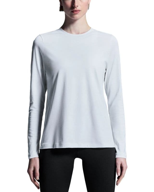 https://res.cloudinary.com/dtaiqpn0c/f_auto,c_limit,w_640,q_80/1134484_on-focus-long-sleeve-tee.webp