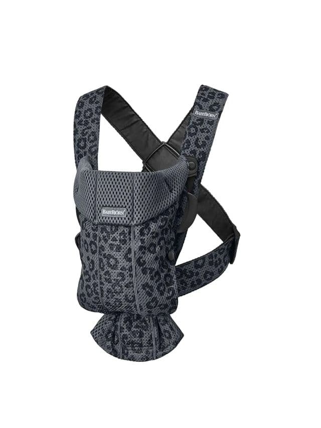 https://res.cloudinary.com/dtaiqpn0c/f_auto,c_limit,w_640,q_80/1170214_babybjörn-baby-carrier-mini-3d-mesh-anthraciteleopard.webp