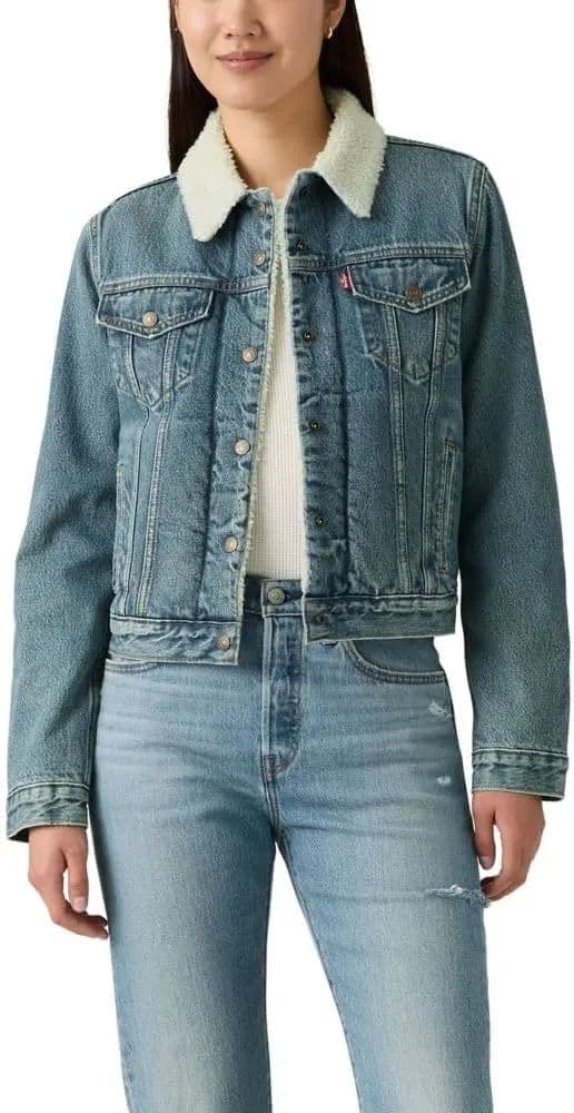 https://res.cloudinary.com/dtaiqpn0c/f_auto,c_limit,w_640,q_80/1247610_levis-womens-original-sherpa-trucker-jacket.webp